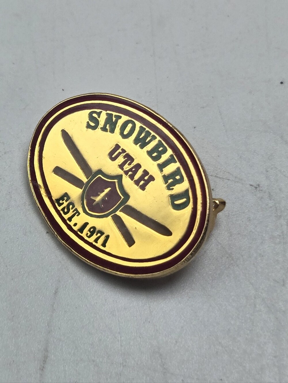80's Snowbird Utah Ski Resort Lapel Pin Skiing Souvenir God Tone Enamel Pinback